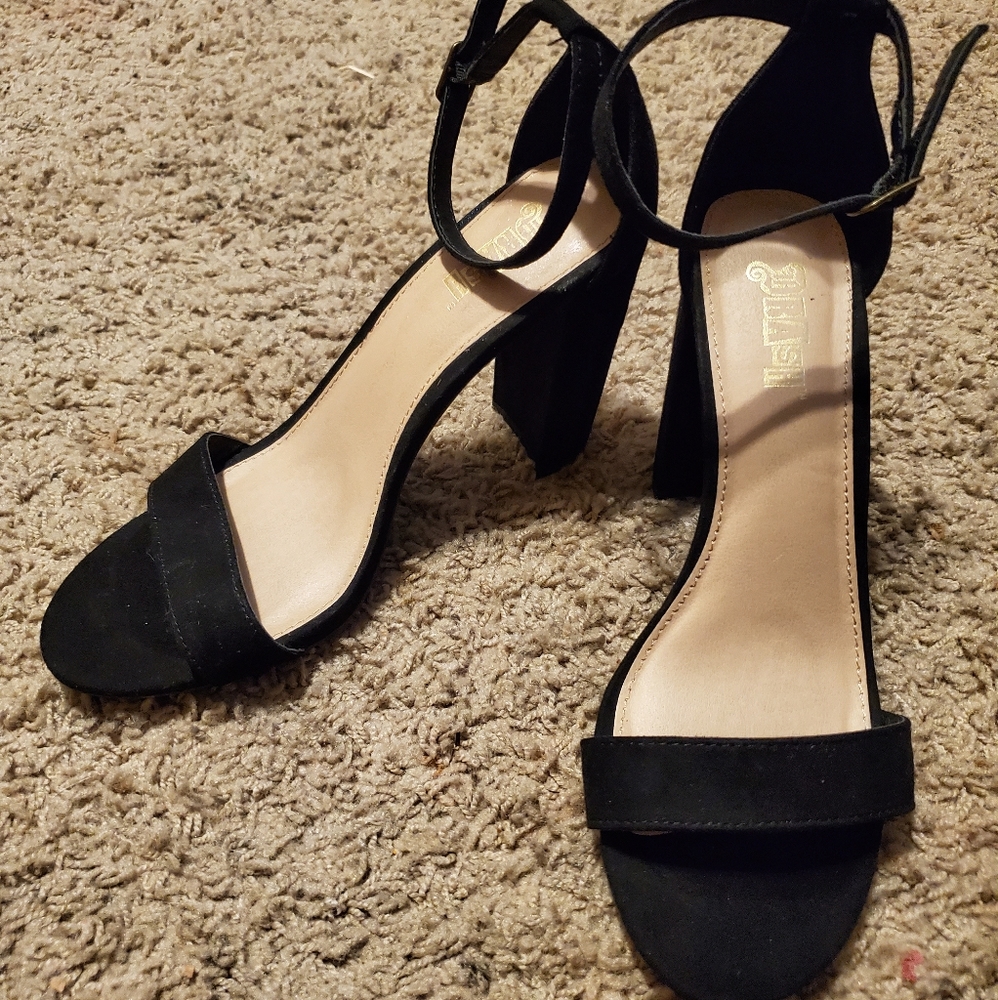 Black High Heels
